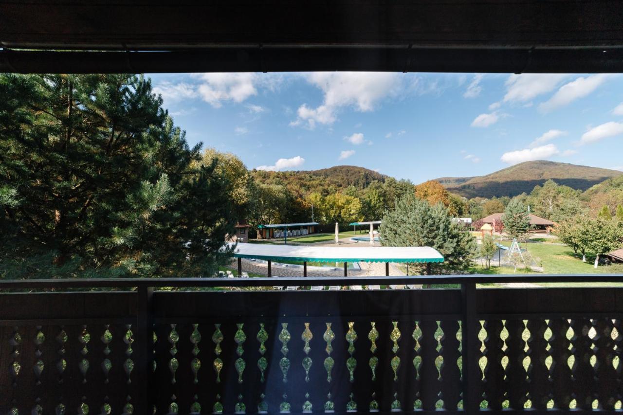 Recreation Complex Volnogora 호텔 Lisarnya 외부 사진